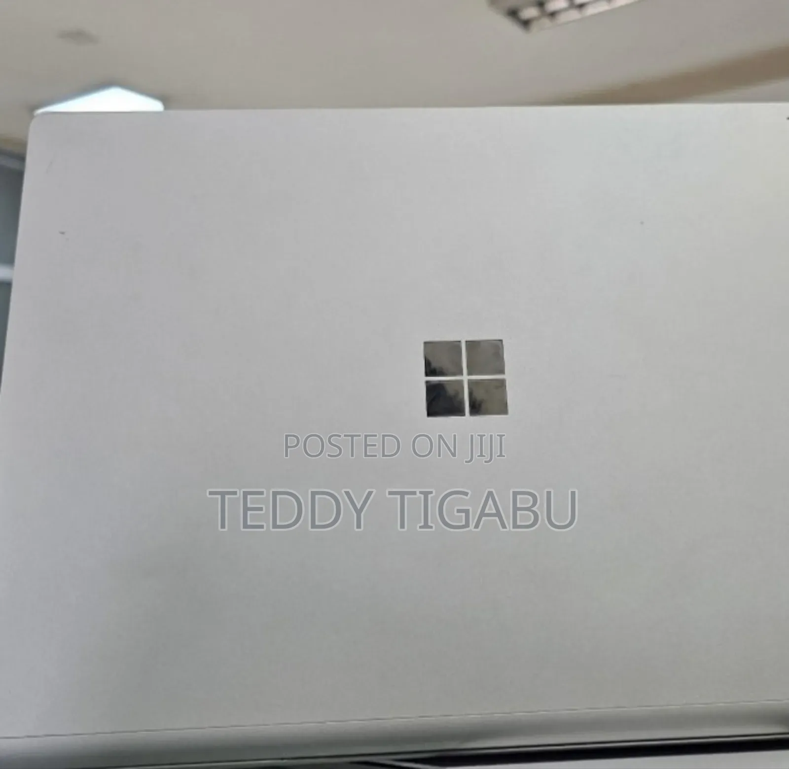 New Laptop Microsoft Surface Book 3 16GB Intel Core I7 SSD 256GB