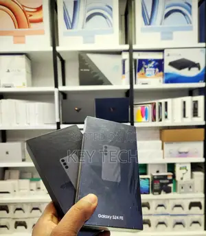 New Samsung Galaxy S24 FE 128 GB Black