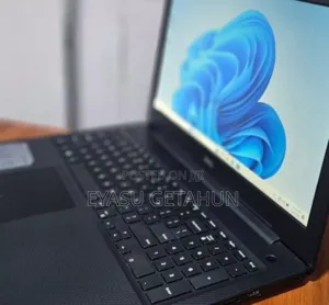 New Laptop Dell Inspiron 15 8GB Intel Core I5 SSD 1T