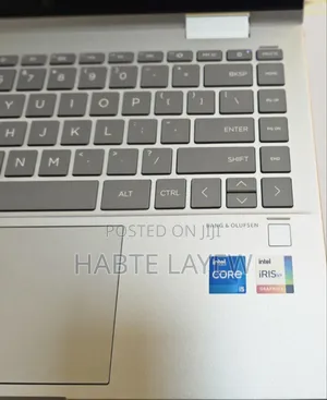 New Laptop HP Envy X360 8GB Intel Core I5 SSD 512GB