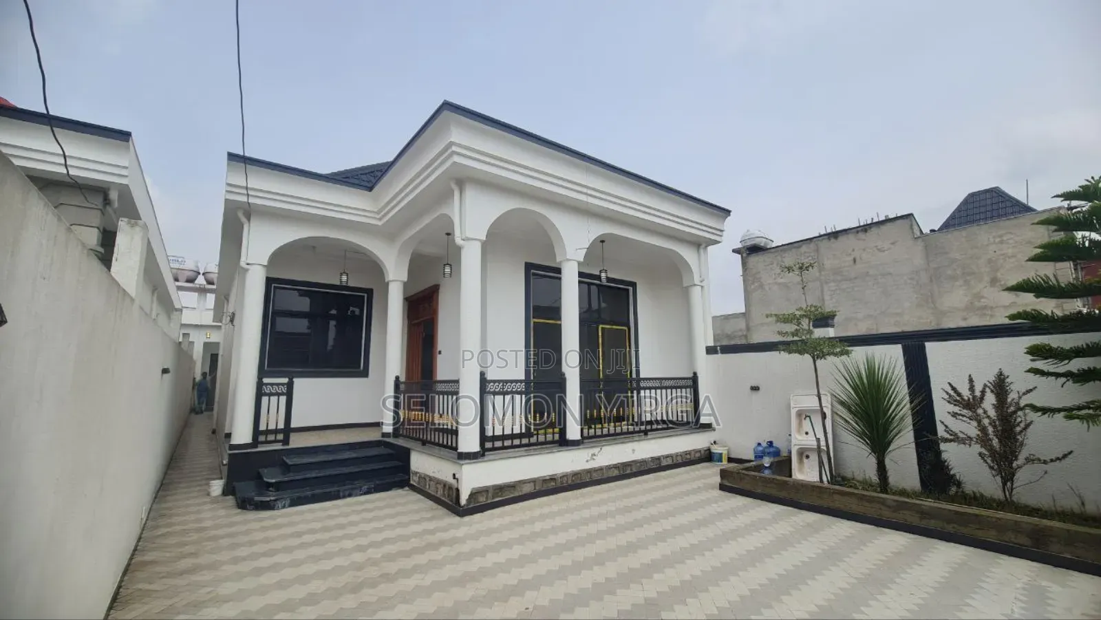 4bdrm Villa in Adis Ababa, Bole for sale