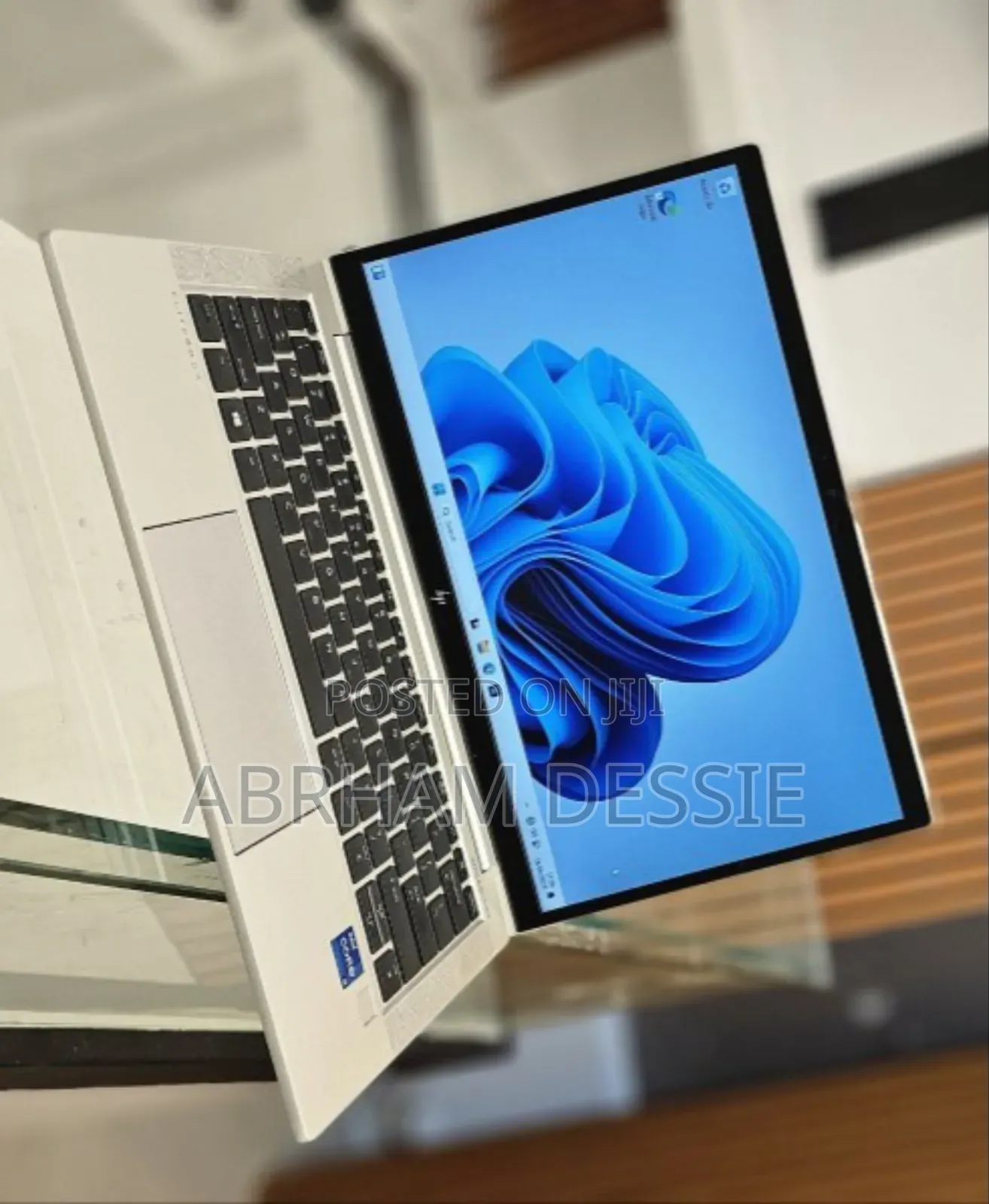 New Laptop HP EliteBook 830 G8 16GB Intel Core I7 SSD 512GB