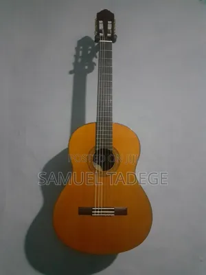 Photo - Yamaha Clacssical Guitar
