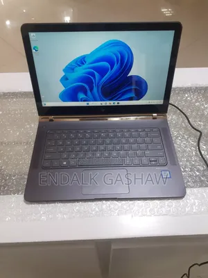 Photo - New Laptop HP Spectre 8GB Intel Core I7 SSD 256GB