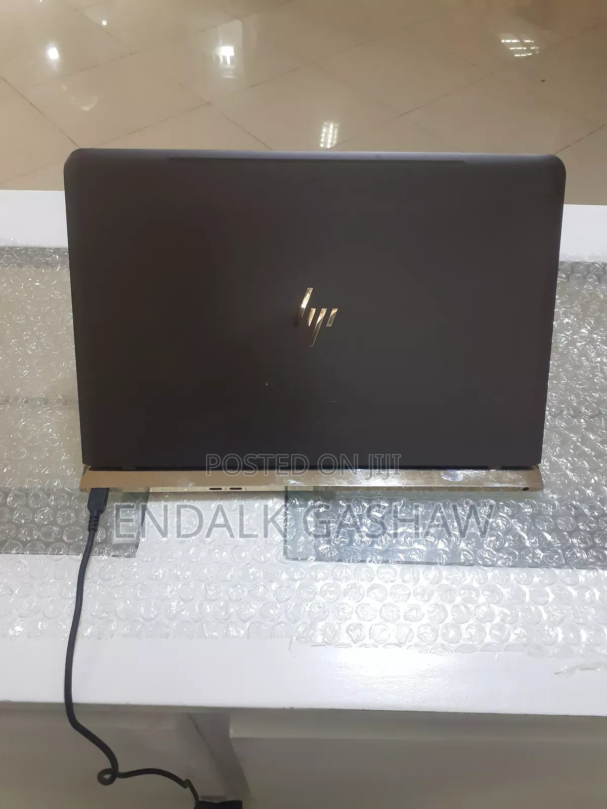 New Laptop HP Spectre 8GB Intel Core I7 SSD 256GB