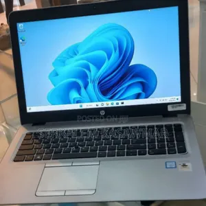 Photo - New Laptop HP EliteBook 850 G3 8GB Intel Core i5 HDD 1T