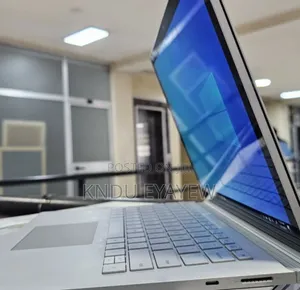 New Laptop Microsoft Surface 16GB Intel Core I7 SSD 256GB