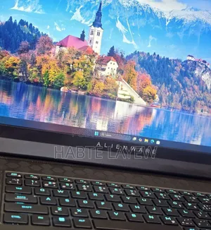 New Laptop Dell Alienware 13 16GB AMD Ryzen 7 SSD 1T