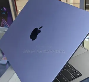 New Laptop Apple MacBook Air 8GB Apple M2 SSD 512GB