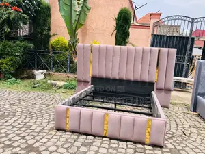 Bed Alga Beedroom አልጋ