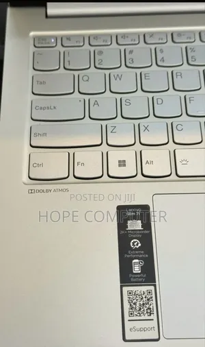 New Laptop Lenovo Yoga 7i 16GB Intel Core I7 SSD 512GB