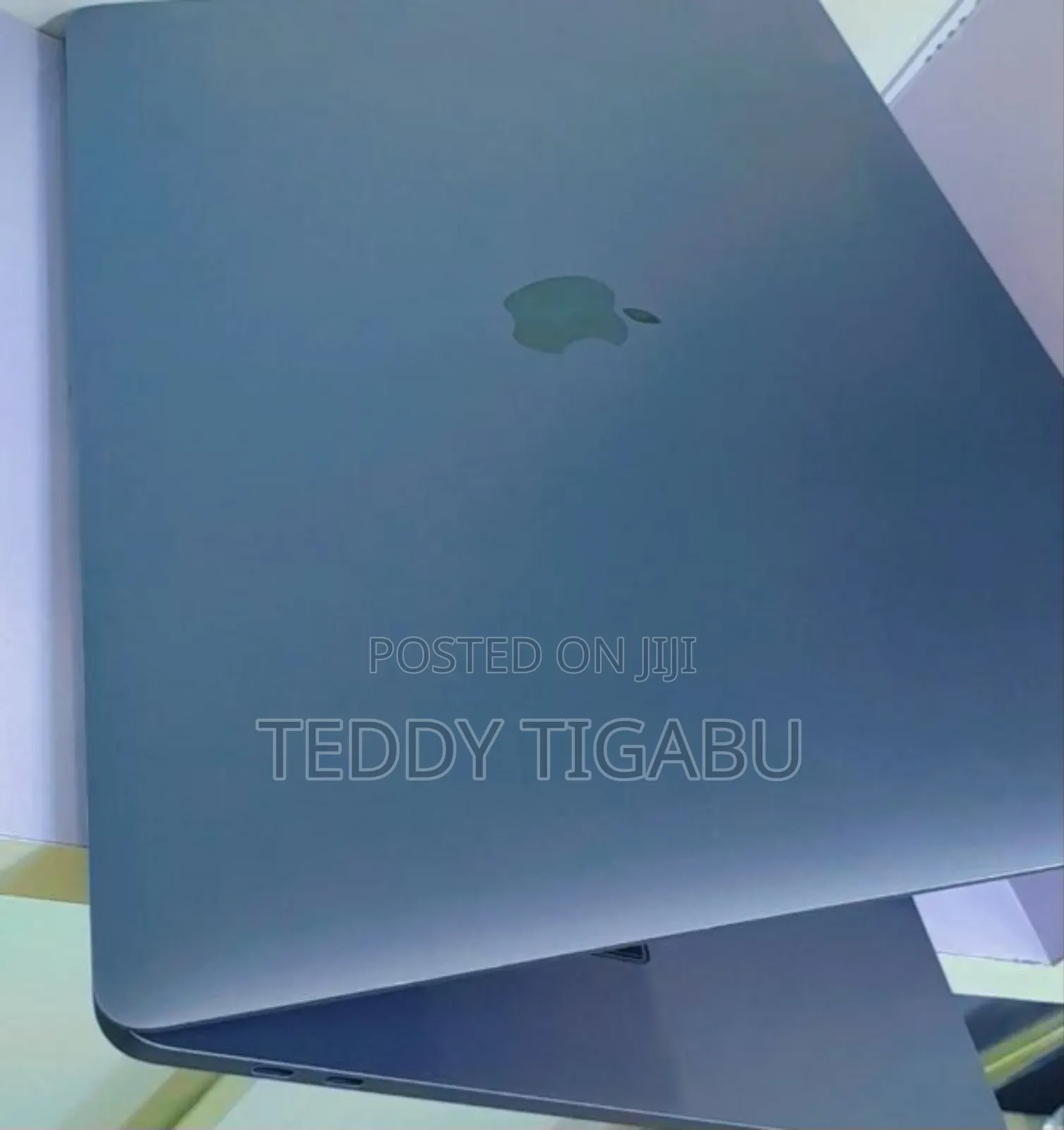 New Laptop Apple MacBook Pro 2017 16GB Intel Core I7 SSD 512GB