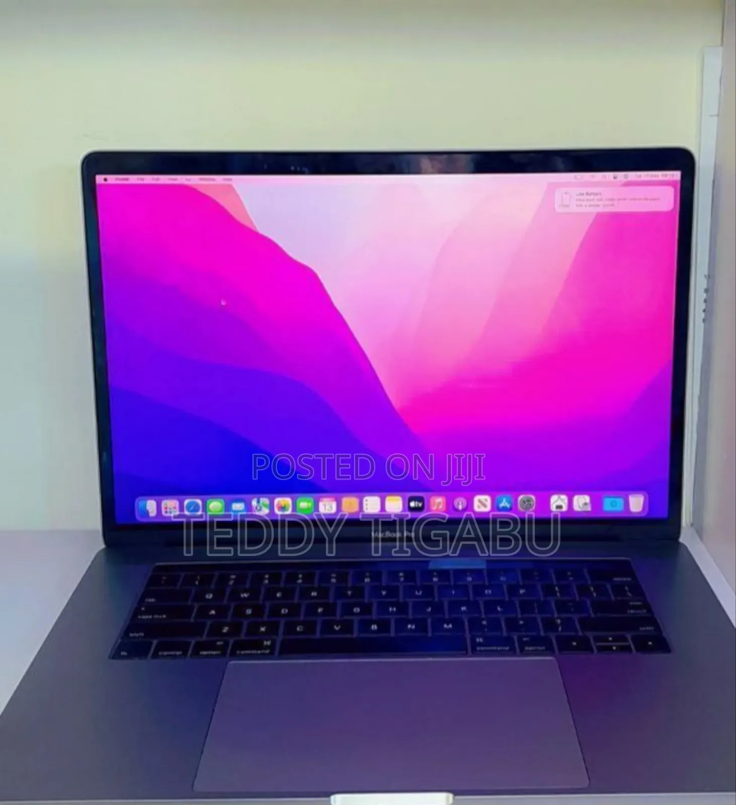 New Laptop Apple MacBook Pro 2017 16GB Intel Core I7 SSD 512GB