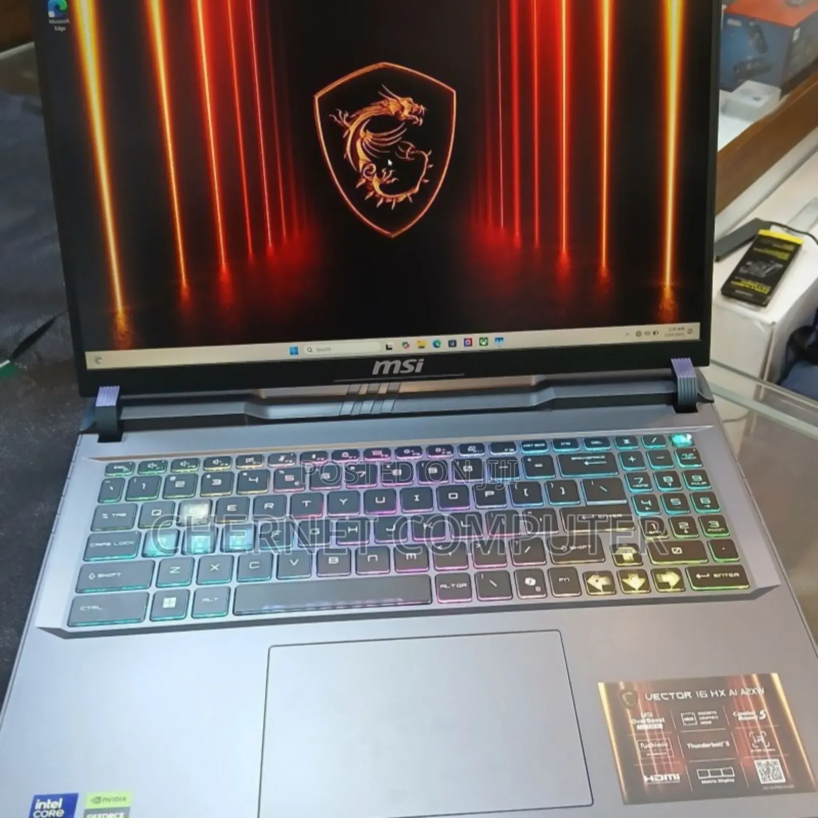 New Laptop MSI 16GB Intel Core Ultra 7 SSD 1T