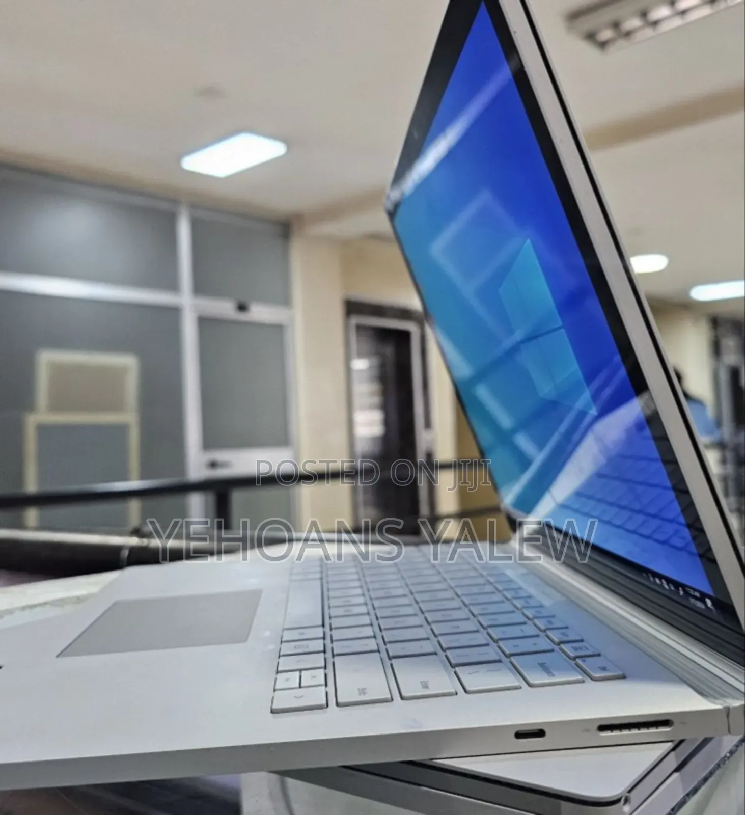 New Laptop Microsoft Surface Book 3 16GB Intel Core I7 SSD 256GB