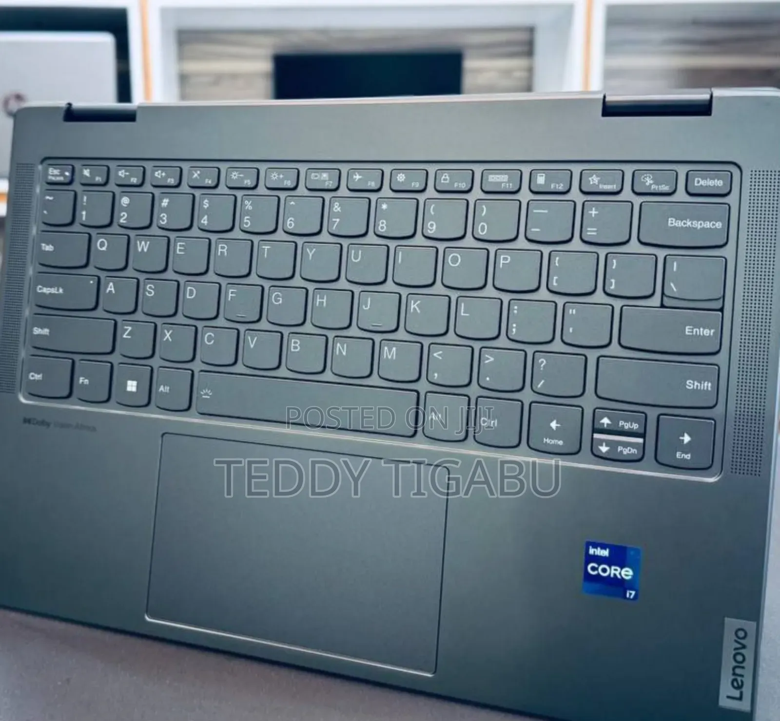 New Laptop Lenovo Yoga 7i 16GB Intel Core I7 SSD 512GB