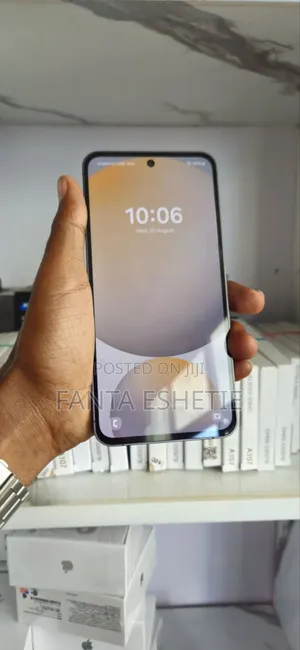 New Samsung Galaxy S24 FE 256 GB Gray