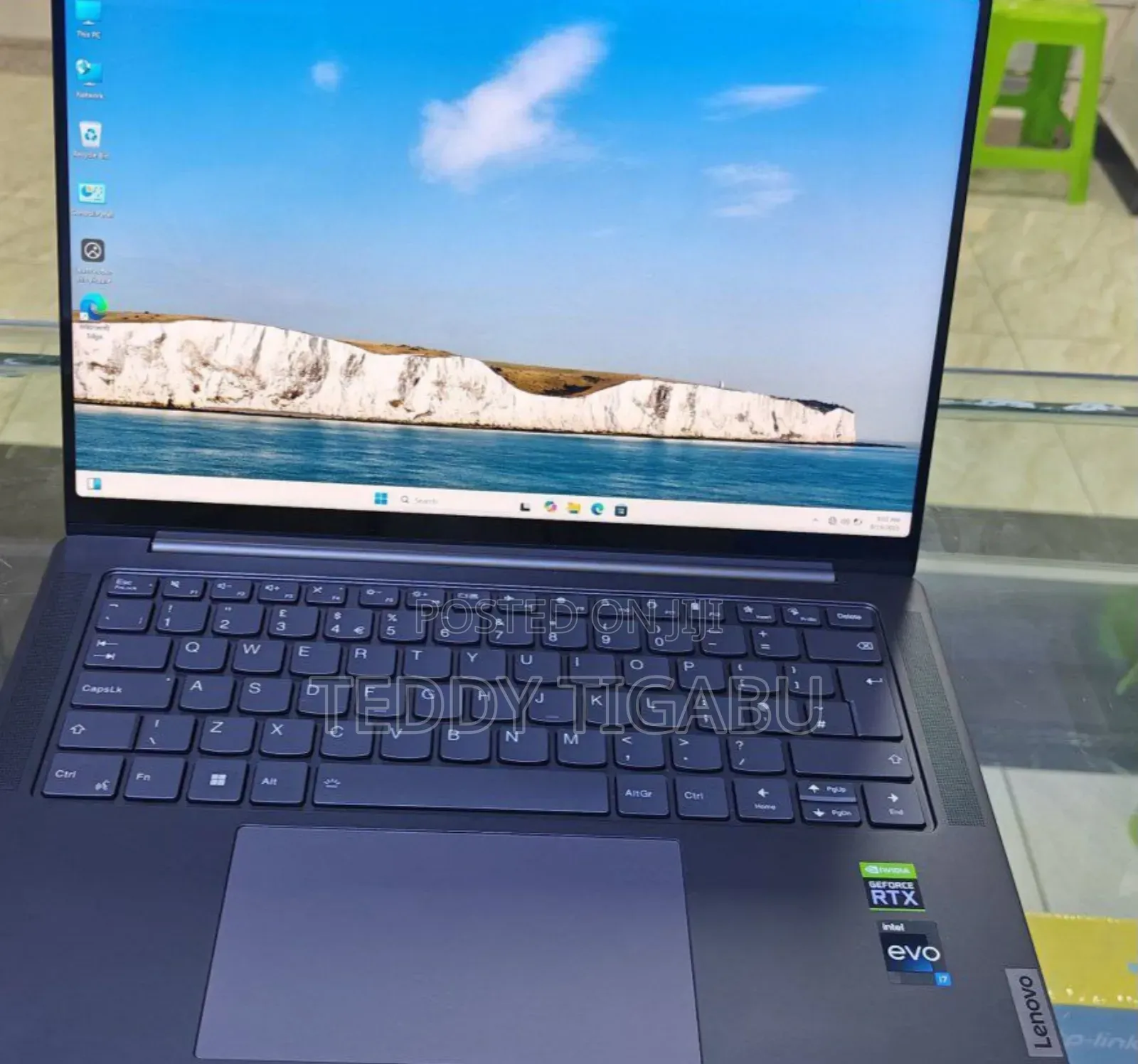 New Laptop Lenovo 16GB Intel Core I7 SSD 1T