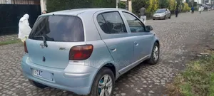 Toyota Yaris 2004 Blue