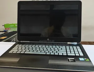 New Laptop HP Pavilion 15 8GB Intel Core I7 SSD 512GB