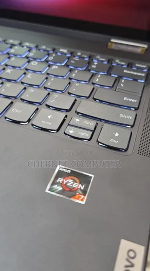 New Laptop Lenovo 16GB AMD Ryzen 7 SSD 1T