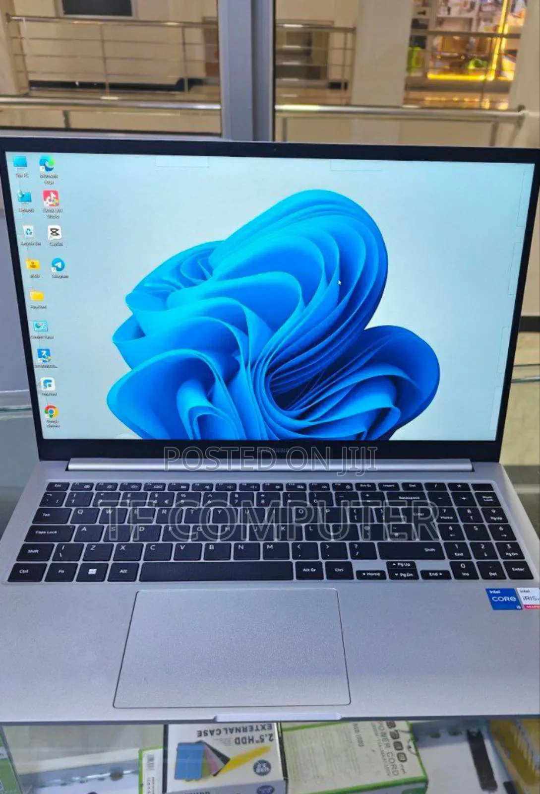 New Laptop Samsung Galaxy Book 2 8GB Intel Core I5 SSD 256GB