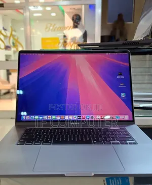 Photo - New Laptop Apple MacBook Pro 2019 32GB Intel Core I9 SSD 1T