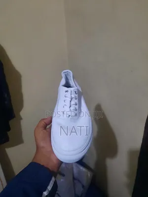 Vans Leather Shoe for Wholesale