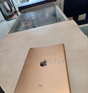 New Apple iPad 10.2 (2021) 128 GB