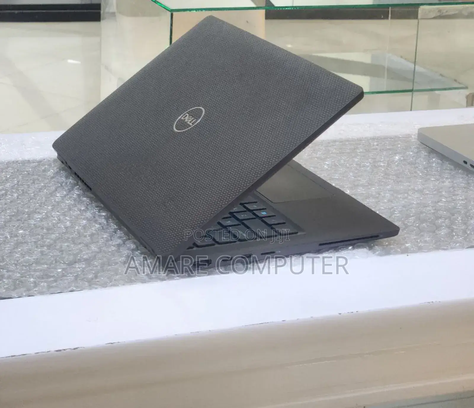 New Laptop Dell 16GB Intel Core I7 SSD 512GB