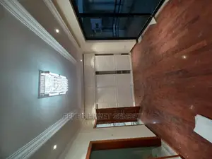 7bdrm House in አአ, Bole for sale