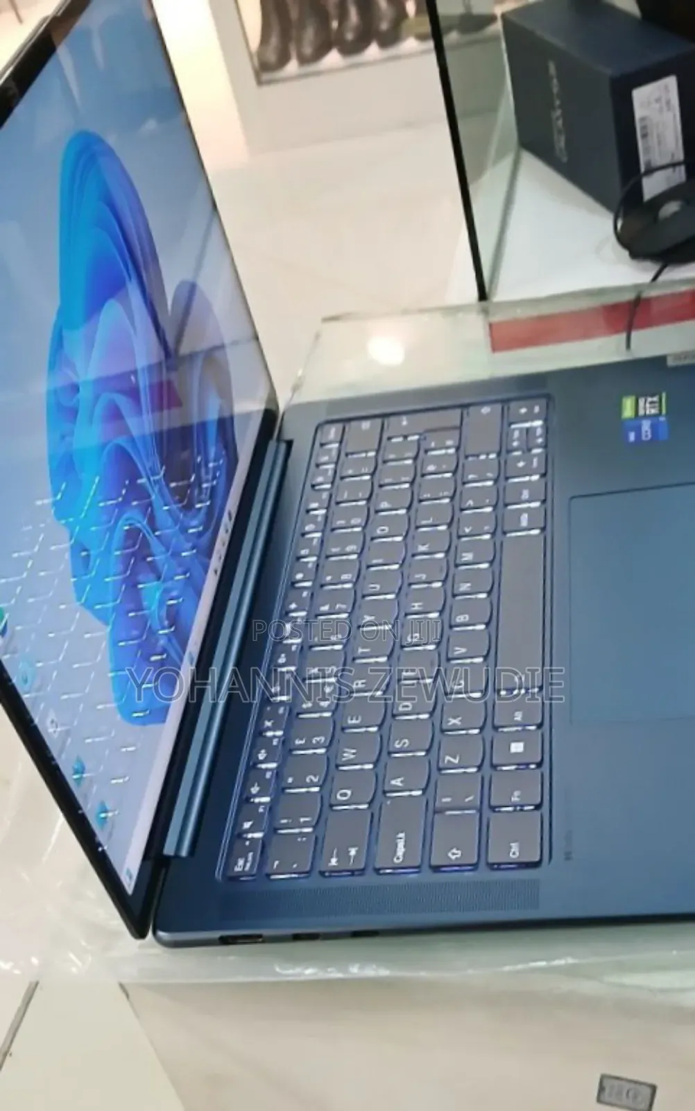 New Laptop Lenovo Yoga 3 32GB Intel Core I7 SSD 1T