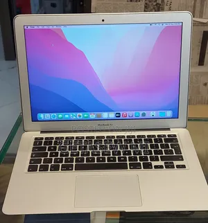 Photo - New Laptop Apple MacBook Air 2017 8GB Intel Core I5 SSD 128GB