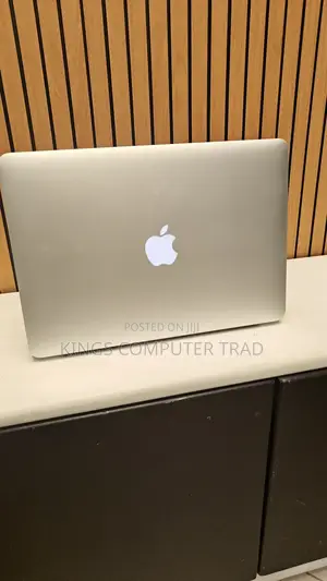 Photo - New Laptop Apple MacBook Air 2017 8GB Intel Core I5 SSD 128GB