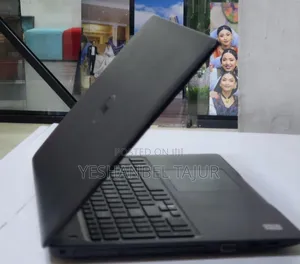 Photo - New Laptop Dell Vostro V13 8GB Intel Core I5 SSD 512GB