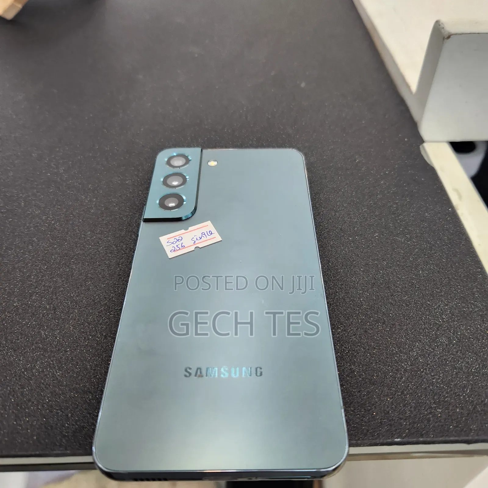 New Samsung Galaxy S22 5G 256 GB Black