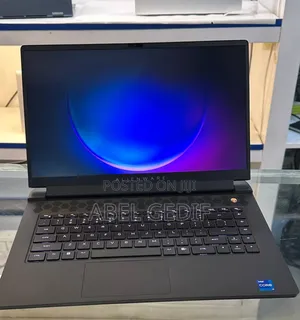 New Laptop Alienware Area-51m 16GB Intel Core I7 SSD 512GB