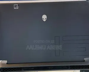 New Laptop Alienware M17x R2 16GB Intel Core i7 SSD 1T