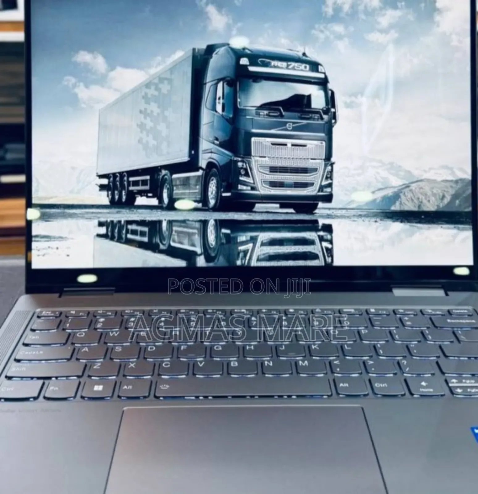 New Laptop Lenovo Yoga 7i 16GB Intel Core I7 SSD 512GB