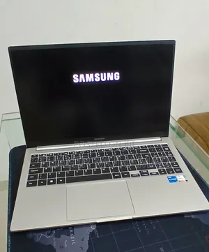 New Laptop Samsung Galaxy Book 2 8GB Intel Core I5 SSD 512GB
