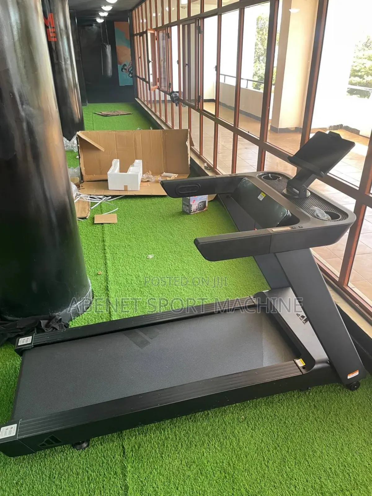 New Arrived European Standard Adidas T23 Treadmill