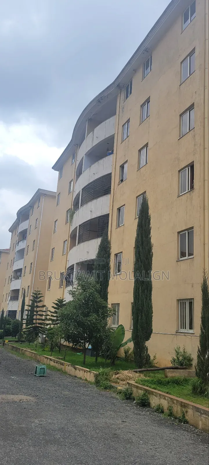 3bdrm Apartment in ቦሌ በሻሌ, Yeka for sale