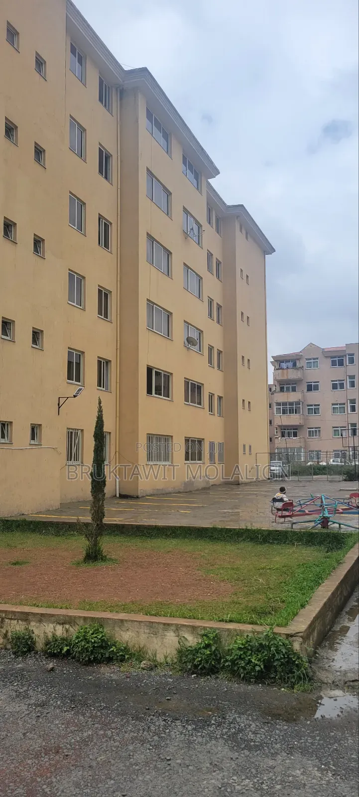 3bdrm Apartment in ቦሌ በሻሌ, Yeka for sale