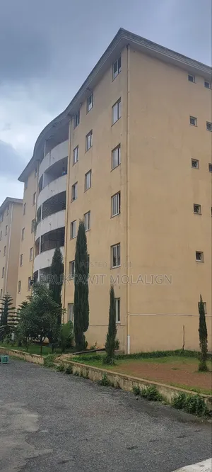 3bdrm Apartment in ቦሌ በሻሌ, Yeka for sale