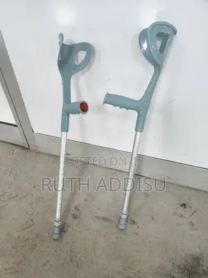 Elbow Crutches鵝肝elbow Brand New Crutches吞下elbow Crutches貓熊crutches New