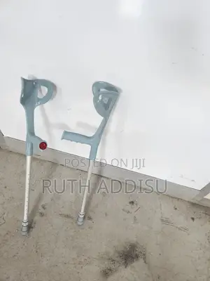 Photo - Crutches懲治elbow Crutches尨者elbow Crutches至少elbow Crutches肣嶼crutches New