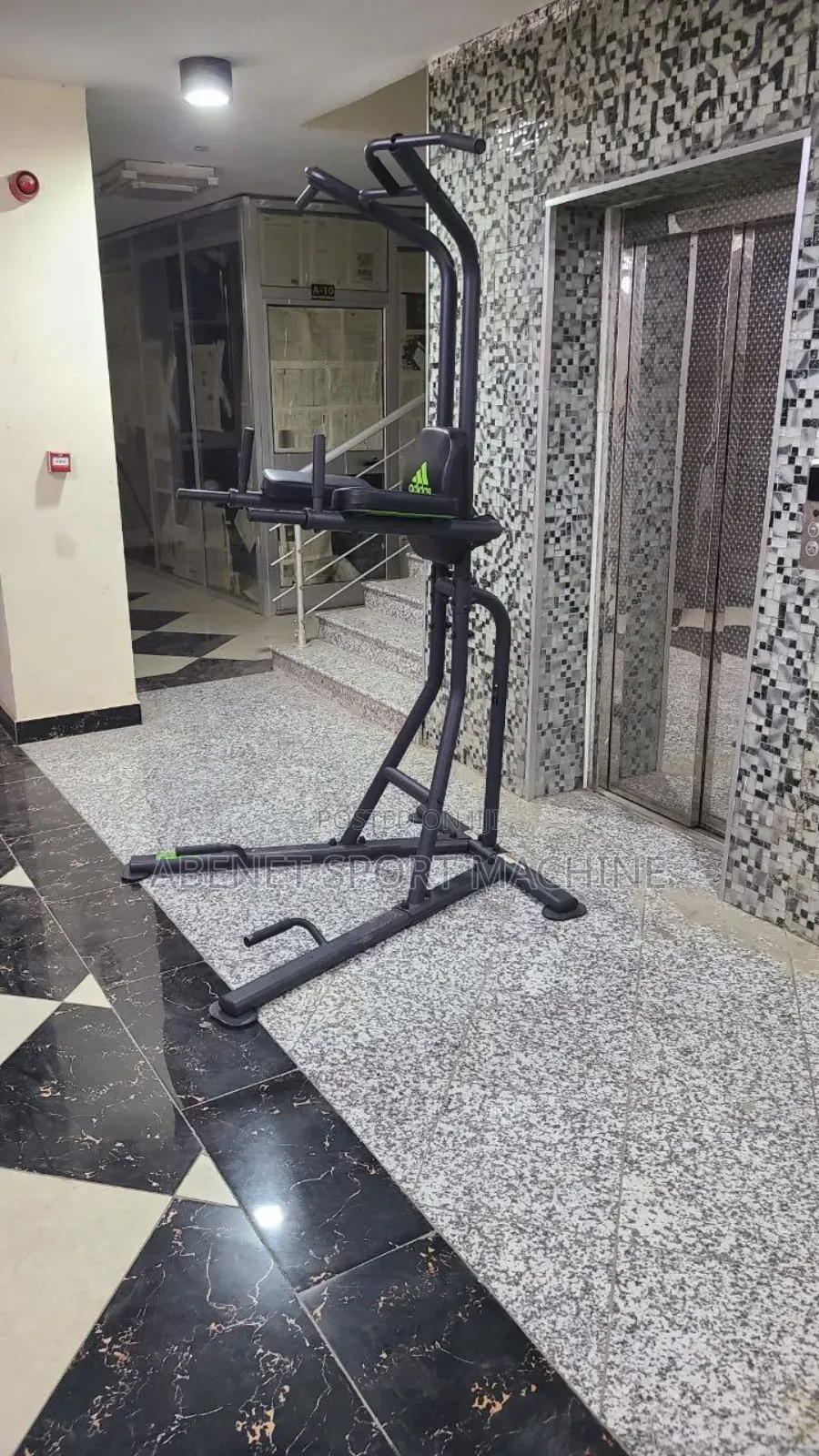 አዲስ የገባ ዘመናዊ Adidas Pull Up , Dig Up and Push Up Bar