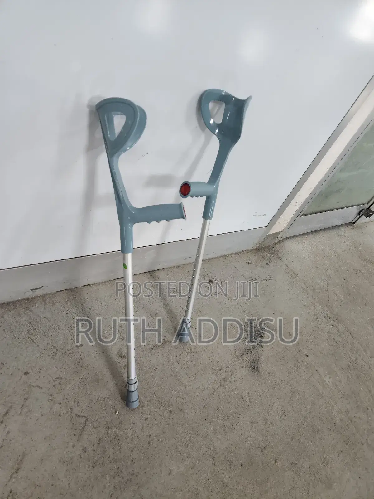Crutches延續crutches鵝毛elbow Crutches建議crutches希臘crutches字體crutches New