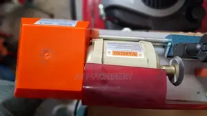 Key Duplicate Machine ቁልፍ መቅረጫ