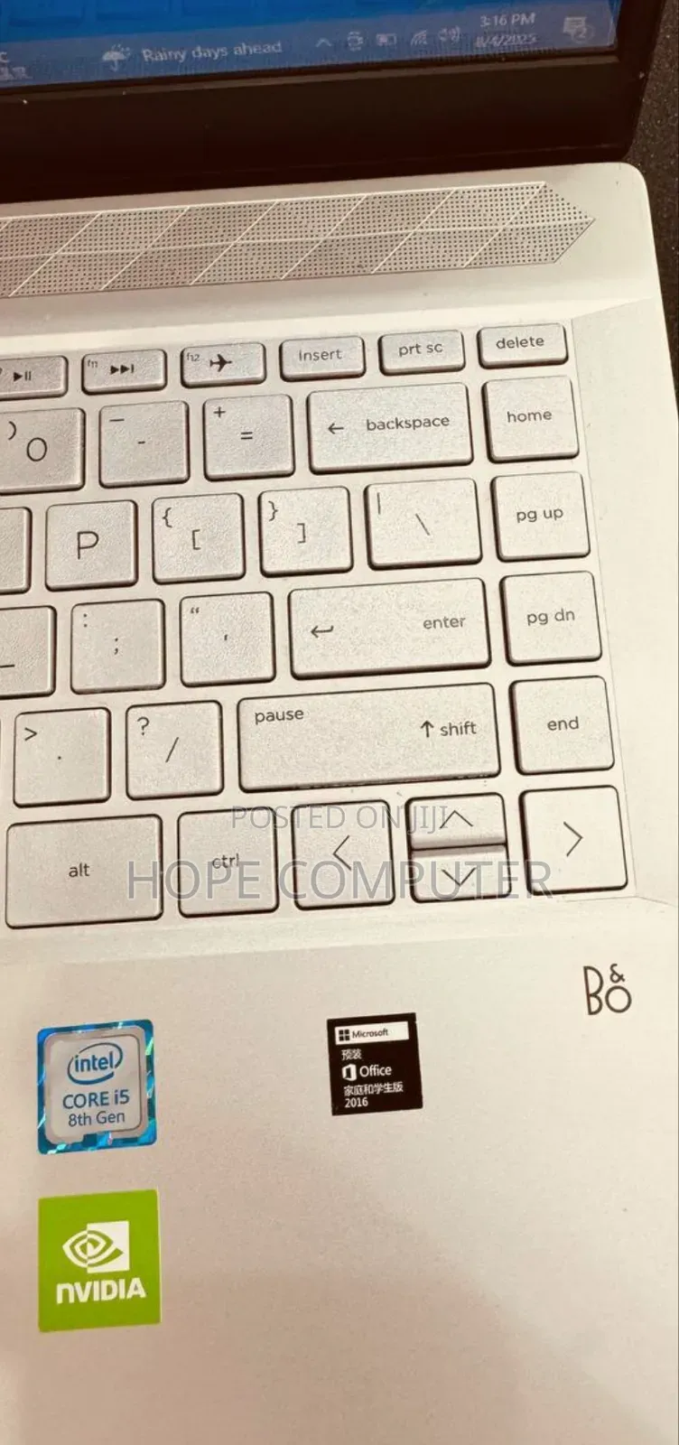 New Laptop HP Pavilion 15 8GB Intel Core i5 SSD 256GB